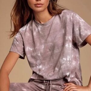 Nwt Lulus t-shirt size S